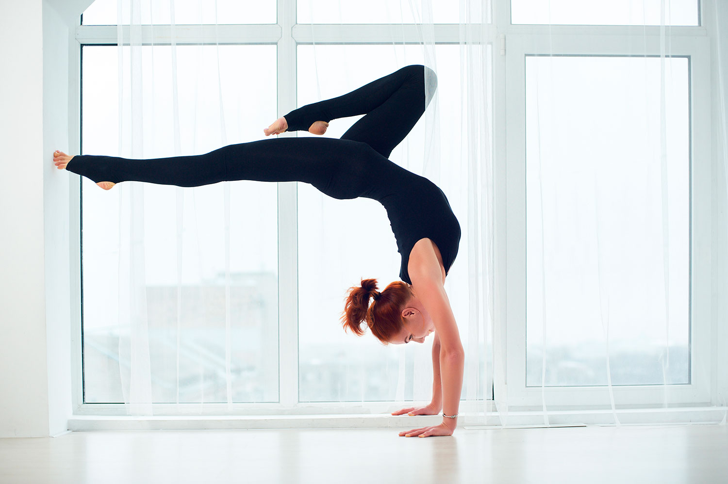 Handstands – step-by-step