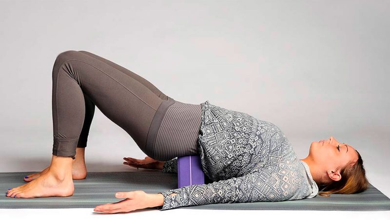 The 30 Minute Yoga Routine That s Better Than a Cup of Coffee - YOGA