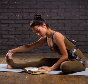 10 Contemporary Books Every Yoga Teacher Should Read