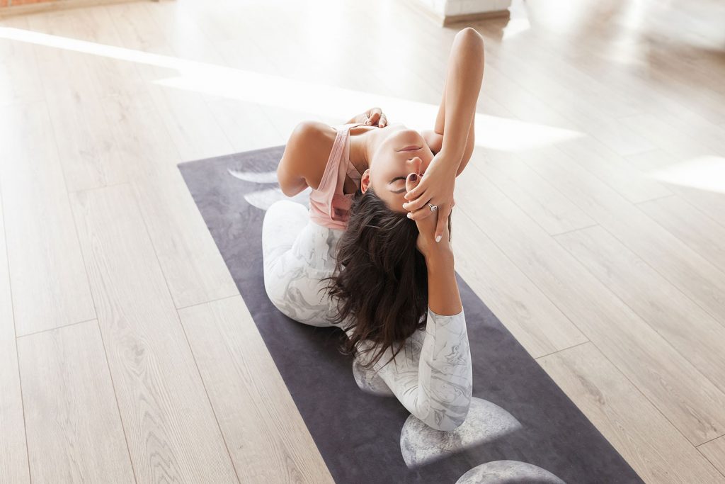 10 Crazy Yoga Poses That Look Humanly Impossible YOGA PRACTICE