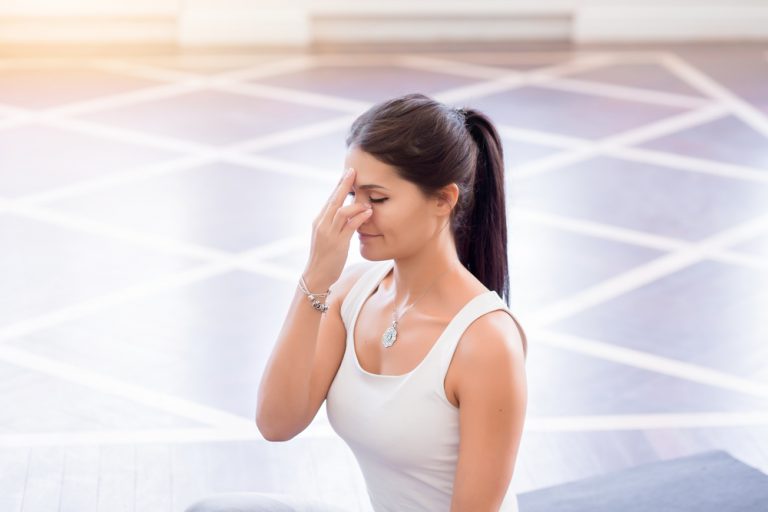 A Guide to Alternate Nostril Breathing - YOGA PRACTICE