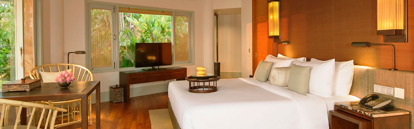 luxury-resort-Phuket-sea-view-room-cape-panwa