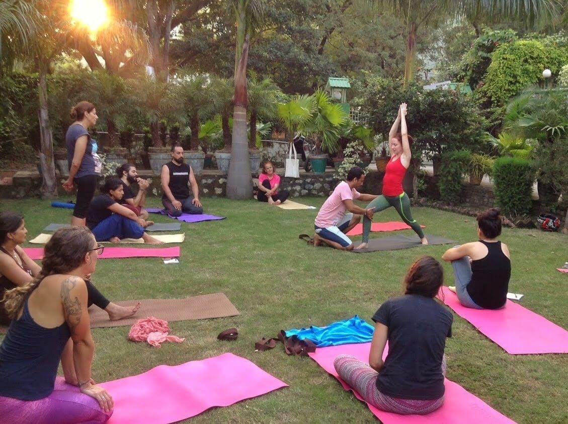 thailand-yoga-class