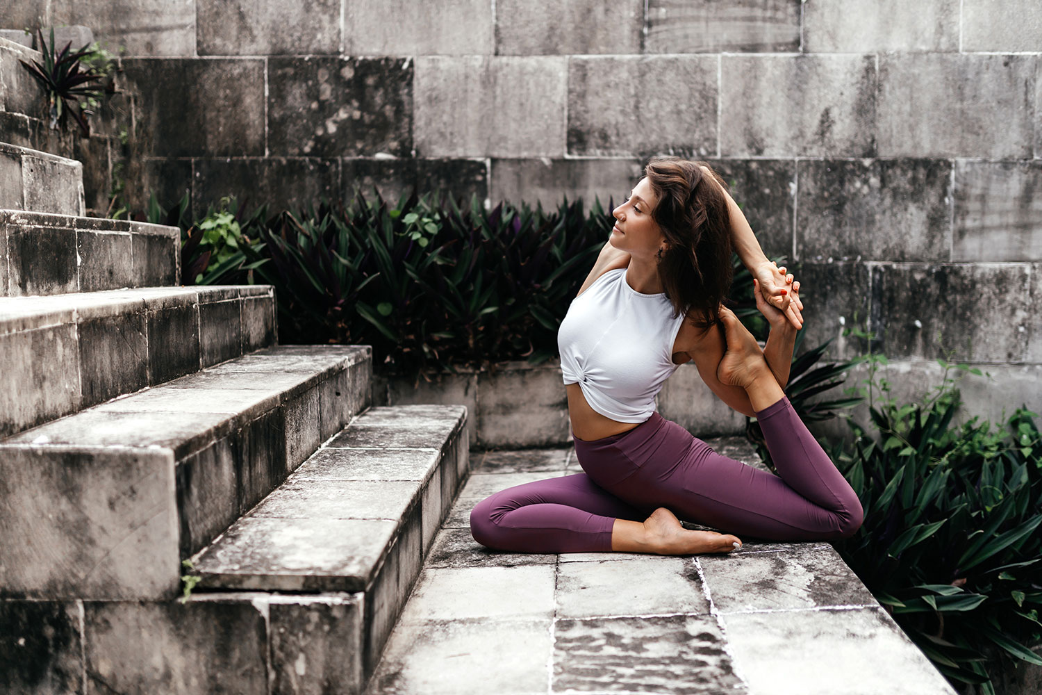 10 Best Yoga Teacher Trainings in Rishikesh 2020