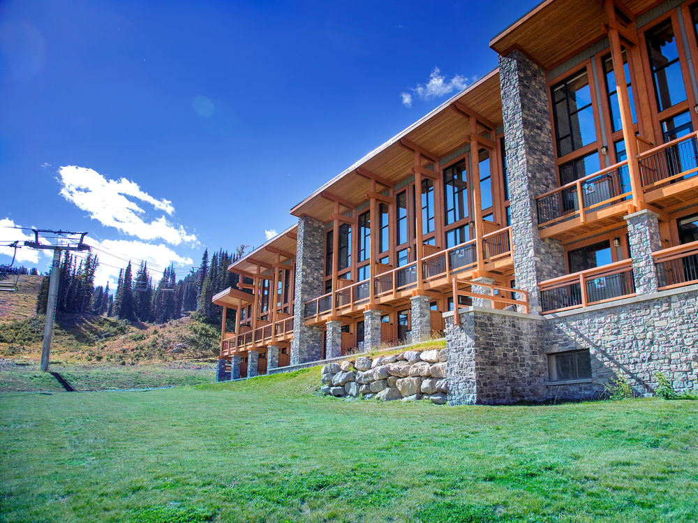evolve-retreat-co.-whats-included-in-your-alpine-wellness-retreat