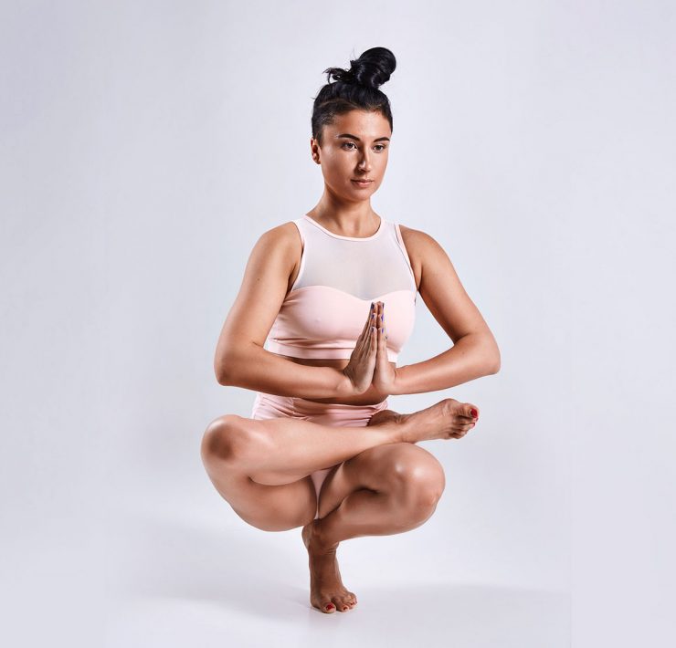 15 Jaw-Dropping Advanced Yoga Poses For Seasoned Yogis