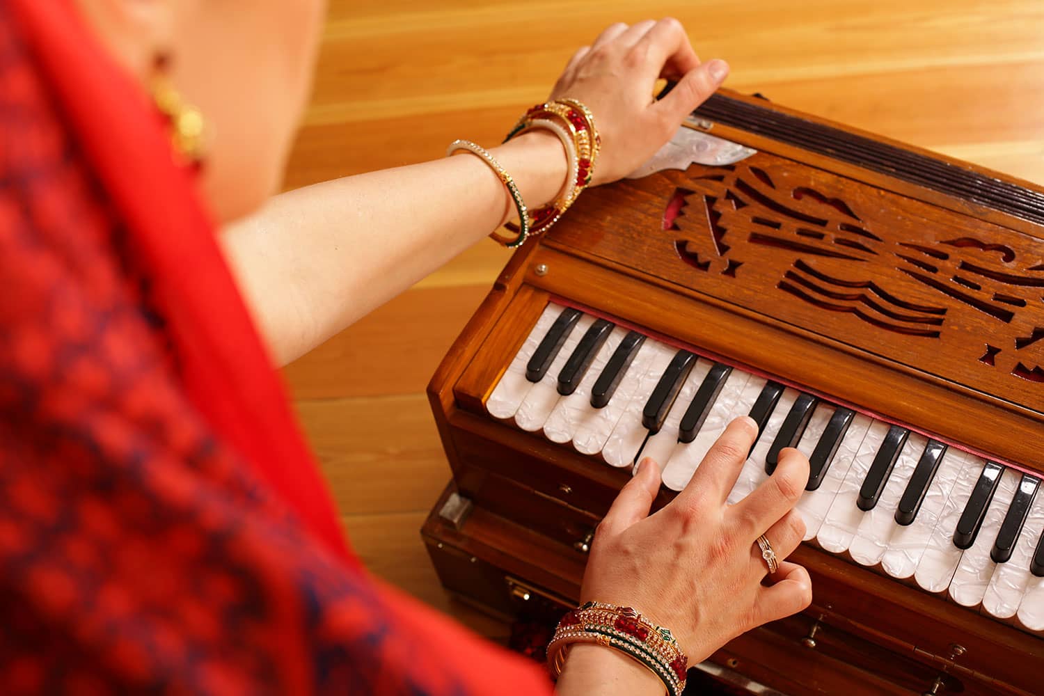 Chanting 101 Guide to Kirtan and the Power of Devotion