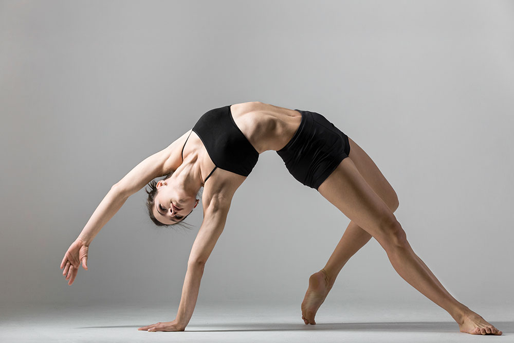 Sculpt and Strengthen: 5 Praise-Worthy Yoga Pose For Lean And Toned Muscles