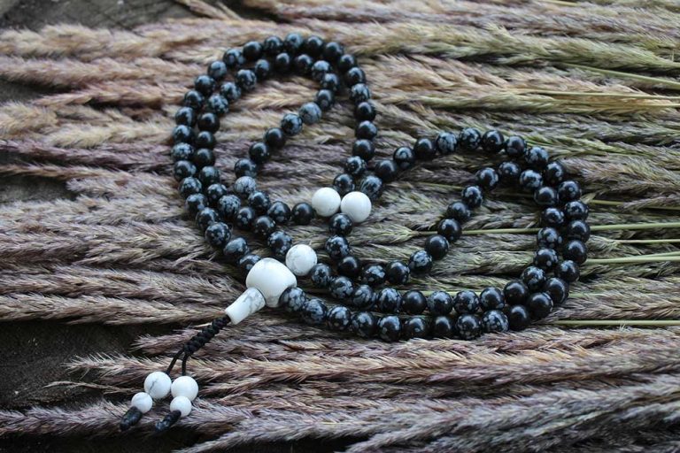 The Meaning Of Mala Beads And How To Use Them YOGA PRACTICE