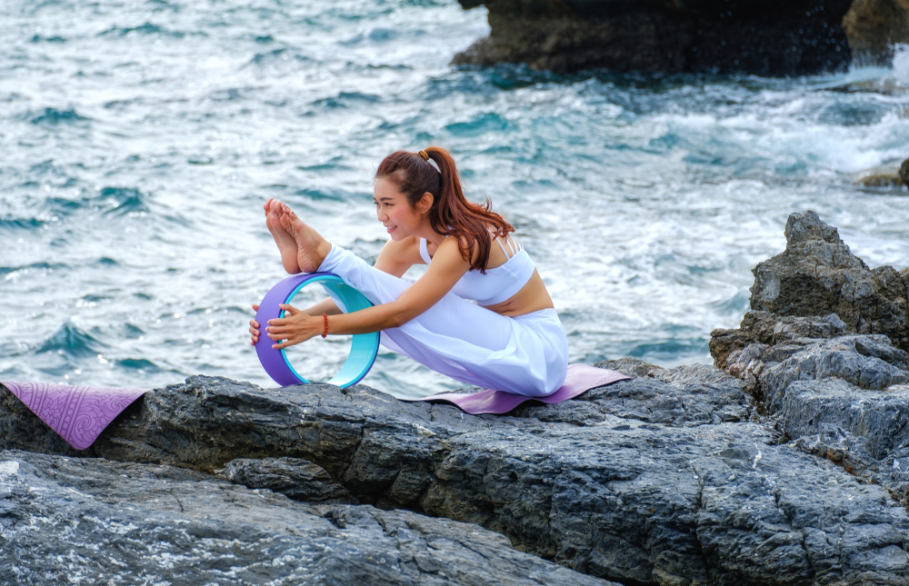 Paschimottanasana - Seated Forward Fold Pose