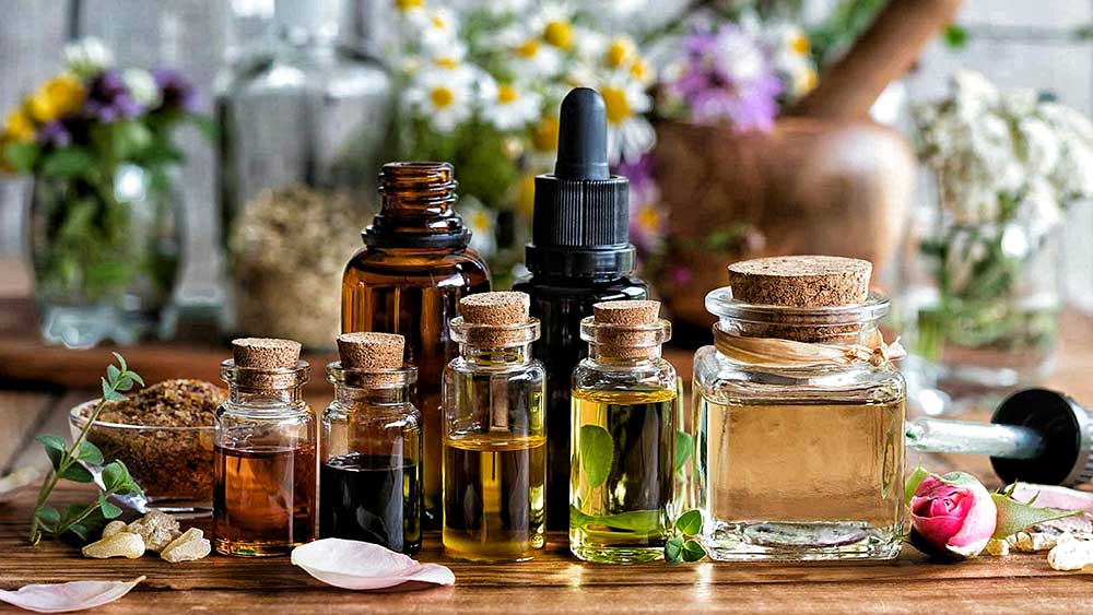 Top Essential Oils to Disinfect Your Yoga Mat