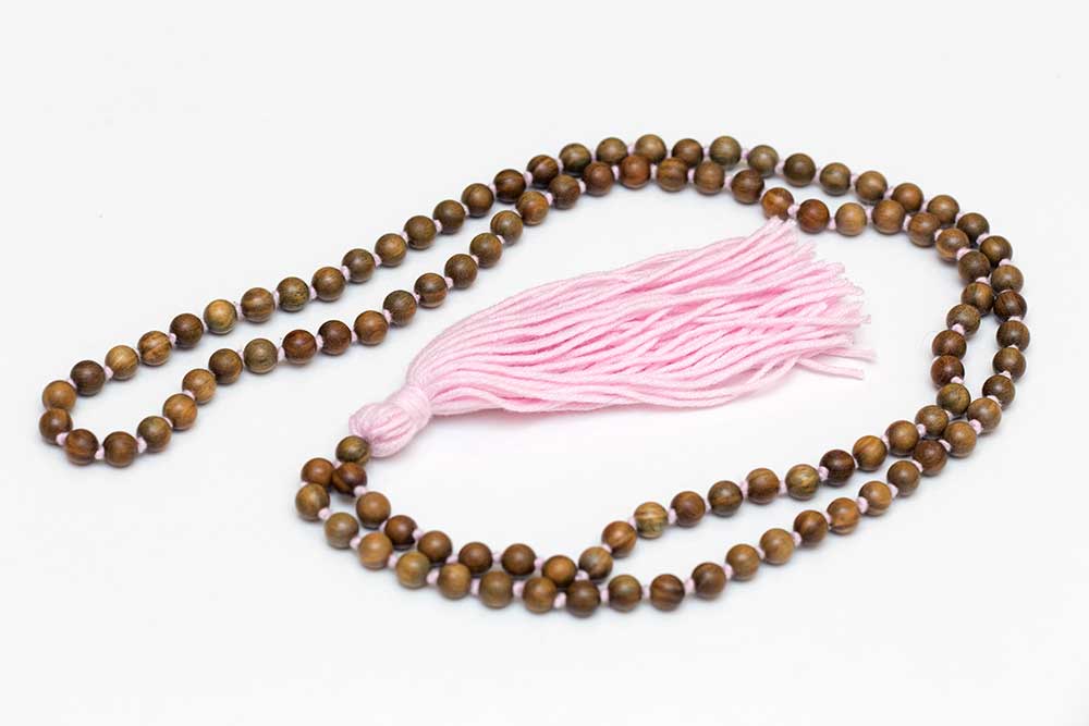 The Yoga Unit - MALA BEADS ARE A MEDITATION TOOL, TYPICALLY USED TO KEEP  TRACK OF REPETITIONS DURING PRACTICING MANTRA MEDITATIONS MALA BEADS HAVE 5  COMPONENTS: 1. THE TASSEL 2. THE KNOTS