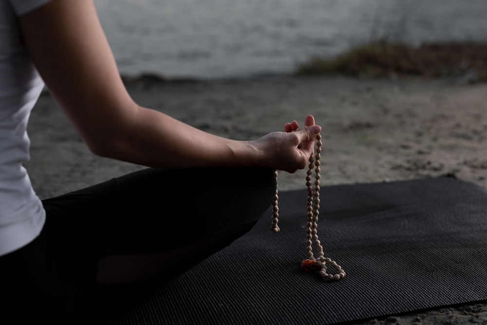 How to Use Mala Beads: A Step-by-Step Guide to Mala Meditation