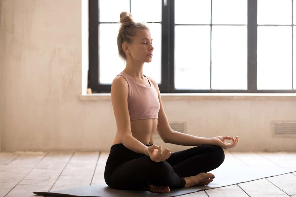 As melhores poses de ioga para meditação